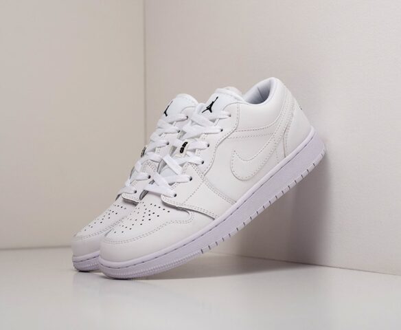 Nike Air Jordan 1 Low. Вид 1 Nike Air Jordan 1 Low. Вид 1