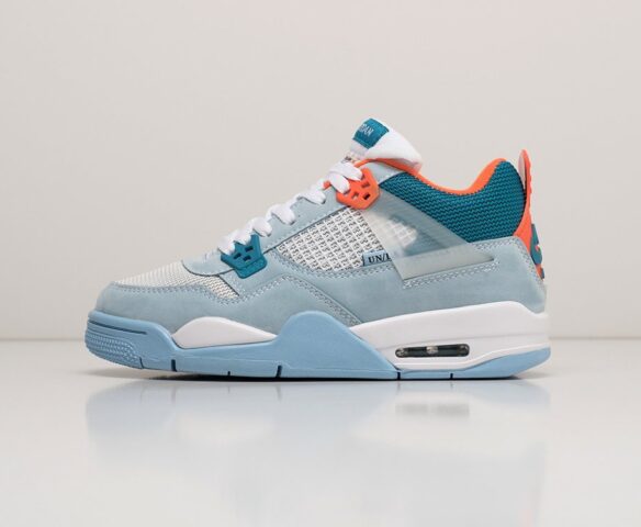 Nike Air Jordan 4 Retro голубой. Вид 2 Nike Air Jordan 4 Retro голубой. Вид 2