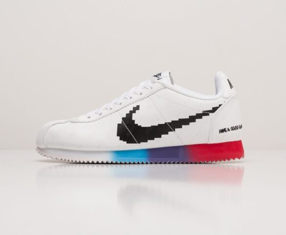 Nike Classic Cortez white. Вид 2 Nike Classic Cortez white. Вид 2